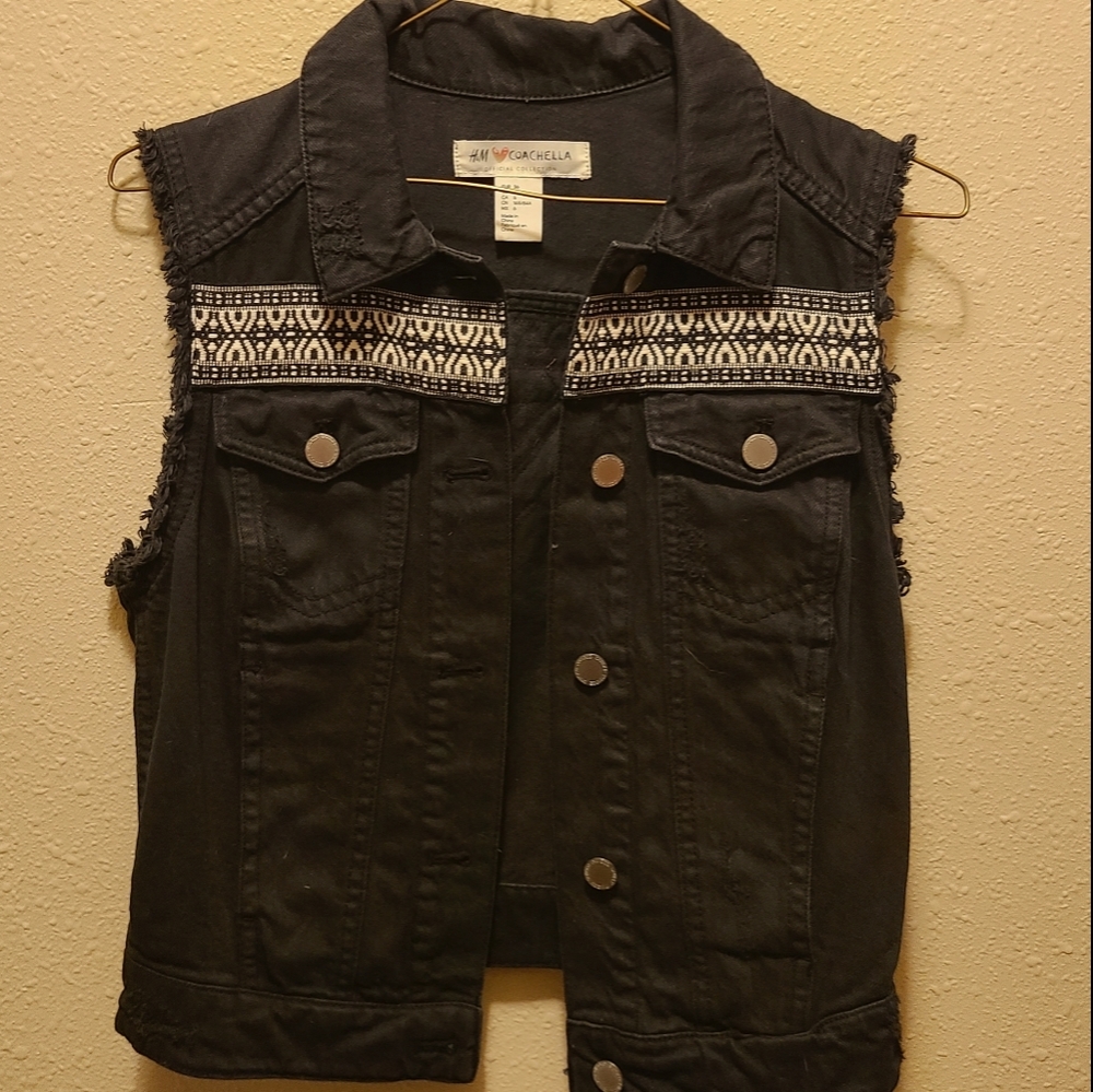 H&M Coachella embroidered black denim vest